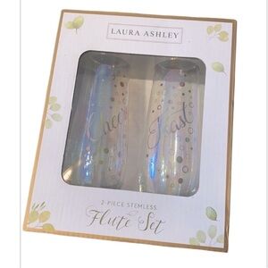 LAURA ASHLEY  ⭐️ flute set